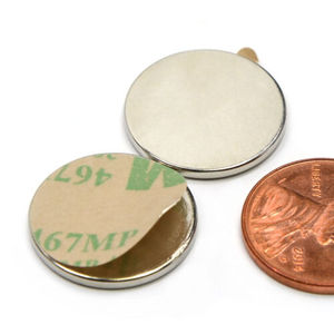 Großhandel individueller N52 Neodymium-Magnet starke magnetische Kraft-Scheibe runder dünner Magnet mit selbstklebendem Aufkleber - Product Image 3