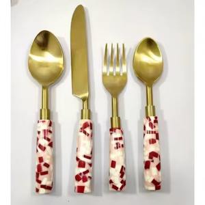 Juego de Cubiertos de Resina Plateada y Verde de Lujo para Bodas Reales, Estilo Occidental, con Mango de Resina, Tenedores, Cucharas, Cuchillos - Product Image 3