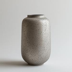 Jarrón de Flores de Aluminio Hecho a Mano con Acabado Antiguo, Diseño Decorativo Tallado, Estilo Costero, Ecológico para Interiores de Hogar y Hotel - Product Image 1