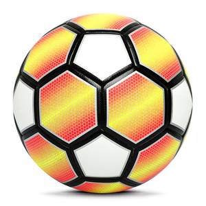 Balones de fútbol en balones de entrenamiento profesional de alta calidad con impresión de logotipo personalizado Precio al por mayor Balones de fútbol OEM - Product Image 5