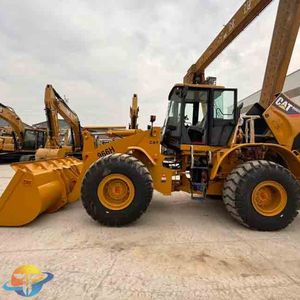 Chargeur frontal Caterpillar CAT966H en bon état, puissance élevée, charge nominale de 6 et 9 tonnes, disponible pour vente immédiate - Product Image 5