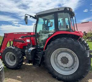 Tractor agrícola nuevo Massey Ferguson MF S1300-a 120hp Tractor - Product Image 5
