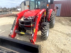 Équipement agricole d'occasion 2021 MASSEY FERGUSON 2860M, tracteurs utilitaires modèle 4X4 Massey 2017 - Product Image 2