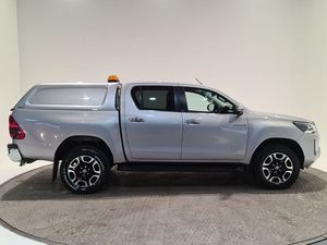 TOYOTA HILUX 2.4D-4D INVINCIBLE 2021 USADO, Volante a la Izquierda/Derecha - Product Image 3