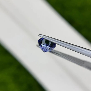 Tanzanite bleue naturelle de qualité AA, taille brillant rond, pierre précieuse non montée pour bagues, 1,53 ct, iridescence, design unique et élégant - Product Image 3