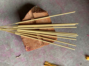 Varillas de Incienso Natural Premium de Larga Duración para Uso en el Hogar y Templos - Product Image 6