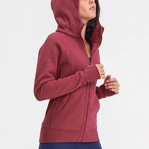 Venta al por mayor de logotipo personalizado en 3D en relieve Unisex Sudadera de cuello redondo 100% algodón francés Terry en relieve sudaderas con capucha para las mujeres para el invierno - Product Image 2