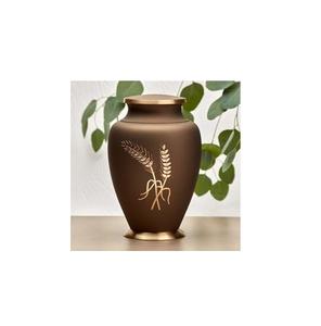 Urne funéraire en laiton au design floral avec fermeture sécurisée Gravée à la main Art intemporel pour préserver les cendres Produit funéraire - Product Image 3