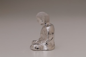 Venta al por mayor de lujo de plata Kamakura estatua de Buda interiores producto de artesanía de metal para la decoración de la Mesa - Product Image 2