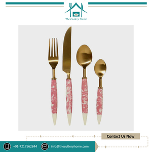 Dernière arrivée en stock de nouveau design de qualité supérieure avec manche en résine durable couleur or et sans danger pour les aliments, ensemble de couverts de 4 pièces - Product Image 2