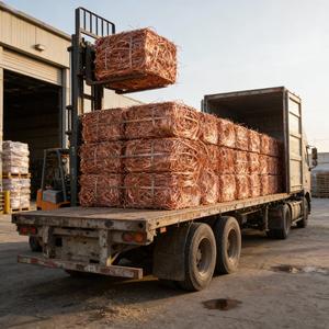 Chatarra de Alambre de Cobre Puro, Brillante, Limpio, Sin Recubrimiento, 99.9% de Pureza, para Reciclaje, Fundición y Exportación Mundial - Product Image 1