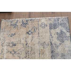 Alfombra Pequeña Vintage de 2x3.2 pies (61x98 cm), Alfombra Turca Azul Sólida - Product Image 4