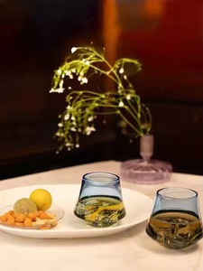 Verre dansant élégant à la demande pour cocktails, parfait pour les occasions spéciales, disponible pour la vente en gros - Product Image 6