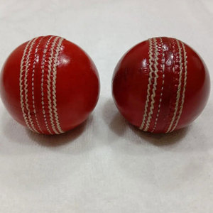 Deportes Venta caliente Cricket cuero duro bola logotipo personalizado calidad superior Cricket Ball en Pakistán - Product Image 3