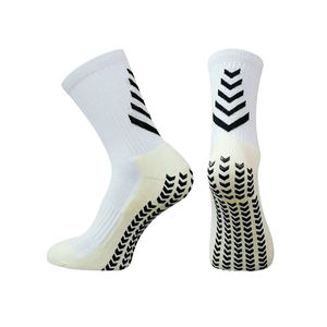 Best Design Men's Cotton Athletic Soccer Grip <b>Socks</b> Sustainable & <b>Colorful</b> Anti-Slip Football <b>Socks</b> with Custom Logo - Product Image 3