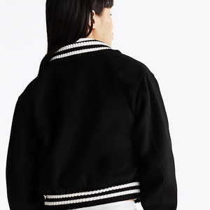 Chaqueta Universitaria Retro Unisex con Cuello Redondo, Dobladillo Acanalado, Forro Cálido, Personalizable con Nombre, Número y Bordado Personalizado - Product Image 4