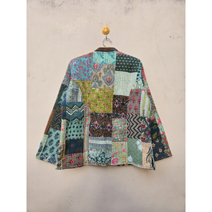 Veste en coton réversible indienne faite à la main Boho Chic matelassée Patchwork Design Unique imprimé différents motifs confortable automne lin - Product Image 6