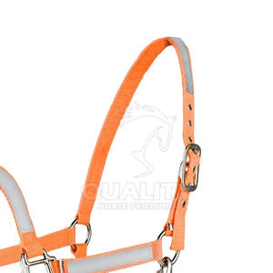 Cabestro de caballo de nailon con logotipo personalizado para entrenamiento y aseo disponible a granel al por mayor - Product Image 3