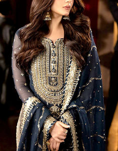 Robes de mariée indiennes traditionnelles en soie georgette, longueur au sol, coupe ample, collection Salwar Kameez, robe de soirée la plus vendue - Product Image 2