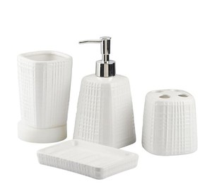 Ensemble moderne tendance de quatre pièces Articles de décoration de salle de bain en céramique solide fabriqués à la main de haute qualité et à chaud - Product Image 4