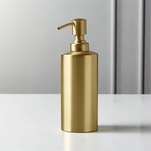 Dispensador de loción en cobre con acabado de chocolate antiguo Perfecto para accesorios de baño elegantes y botella de jabón líquido - Product Image 5