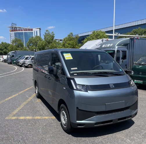 For Farizon Xingxiang V7E Cargo Version 3 Seat Electric Van 51.4kWh Battery 7.5m Cargo 365km Range 2C Fast Charge