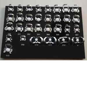 Juego de 31 Piezas de Pinzas de Goma para Dientes de Acero Inoxidable con Bandeja Negra e Instrumentos Dentales - Product Image 5