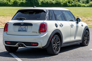MINI COOPER S HARDTOP 2019 IMPECABLE, 4 PUERTAS, LISTO PARA ENVIAR - Product Image 1