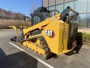 Cargadora compacta usada CAT 299D3 con accesorio triturador de servicio pesado, pocas horas de uso, máquina potente para trabajos agrícolas en venta - Product Image 5
