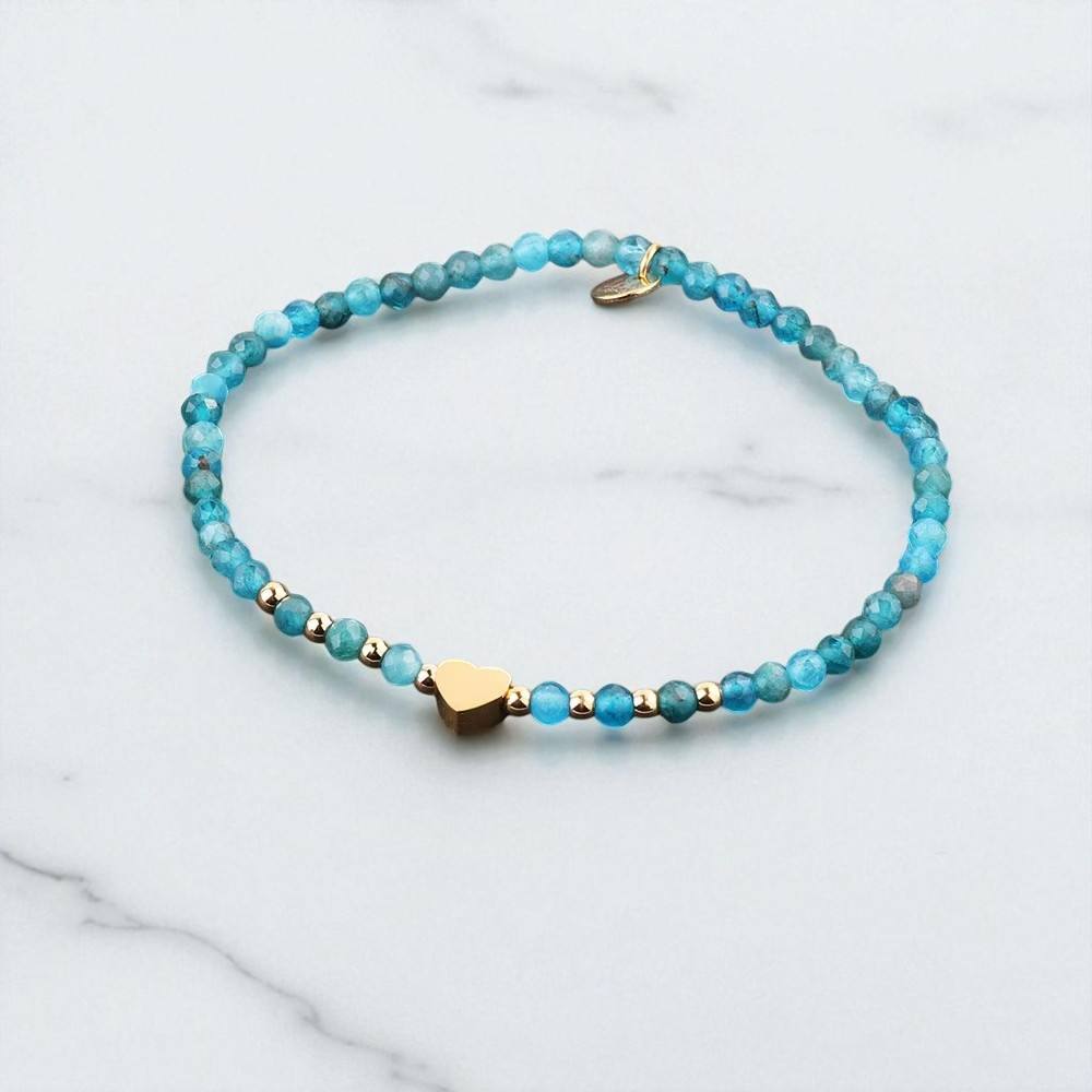 อะพาไทต์สีน้ำเงิน