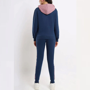 Ensemble de jogging personnalisé pour femmes en coton |   Ensemble de survêtement à capuche color block pour la gym et l'entraînement - Product Image 3