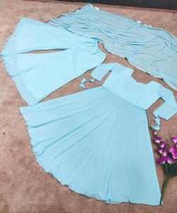 Modest Glamour: Abaya Women Muslim Dress Dubai-Infunde tu armario con modestos y elegantes Abayas para una mezcla de elegancia - Product Image 4