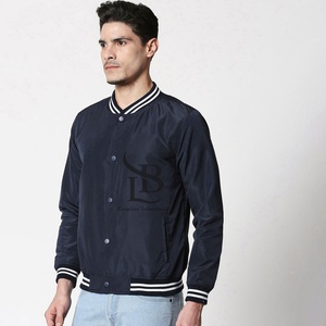 Chaqueta universitaria con cuello levantado y bordado de chenilla de lana personalizada para hombre, estilo callejero, Vintage Letterman OEM ODM, novedad de 2025 - Product Image 3