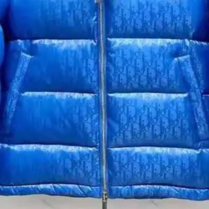 Chaqueta acolchada para exteriores ligera de gran tamaño para hombre, cálida, con capucha, impermeable, a prueba de viento, de invierno, de fábrica personalizada - Product Image 4