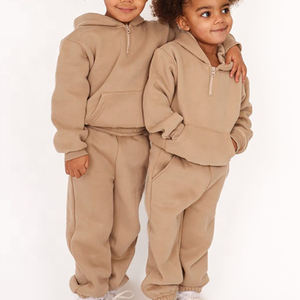 Nouvelle mode unisexe enfants survêtements hiver Streetwear à capuche solide 100% coton respirant séchage rapide logo personnalisé impression Plus - Product Image 5