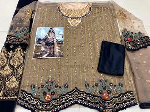 Tốt Nhất Người Bán Truyền Thống Dân tộc Ấn Độ Pakistan Lehenga & Dupatta Set Nặng Net Với Thêu Làm Việc Đầy Đủ Khâu Đảng Mặc - Product Image 5