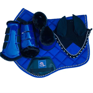 Ensemble de tapis de selle matelassé bleu roi avec doublure en polaire et extérieur en coton, protège-pattes assortis, protège-oreilles - Product Image 1