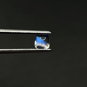 Mehrajudin Gems June Birthstone 100% Natural Blue Flashy <b>Rainbow</b> Moonstone Cabochon Sugarloaf Shape AAA Quality Gemstone Loose - Product Image 1