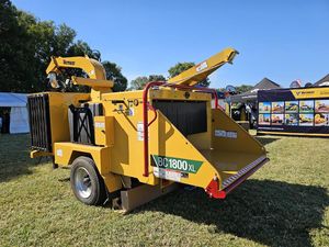 Nueva Astilladora de Madera Vermeer BC1800XL de Alta Productividad -173hp con Características de Seguridad en Venta - para Máquinas de Astillado de Madera para el Procesamiento de Troncos - Product Image 3