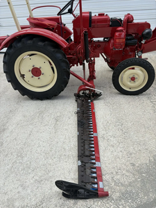 PRÊT À CONDUIRE - VÉHICULE D'OCCASION À VOLANT À GAUCHE |   Conduite à droite |   Tracteur Porsche Diesel Junior 108 de 1960 - Product Image 4