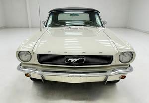 Ford Mustang Convertible 1966 Usado en Buen Estado, Motor 289 V8 con Bajo Kilometraje - Product Image 4