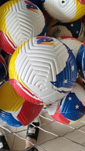 Ballon de football en PU personnalisé, fabrication professionnelle, taille 5, thermocollé pour l'entraînement sportif - Product Image 6