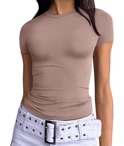 T-shirt d'été en coton pour femmes personnalisé de haute qualité haut court uni à manches courtes surdimensionné avec logo personnalisé - Product Image 1