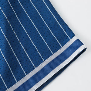 Short de basket-ball de sport taille moyenne pour hommes personnalisé en gros High Street Style College Solid Pattern 100% Polyester - Product Image 2