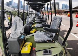 Excavadora sobre orugas ofrecida a precio de descuento para construcción pesada - Product Image 6