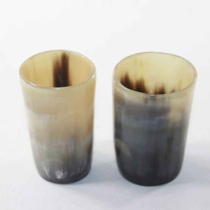 Vaso Redondo Moderno Hecho a Mano con Cuerno de Búfalo, Ecológico y de Excelente Calidad, con Base de Cuerno y Logotipo Personalizado por Saniya Handicraft - Product Image 5