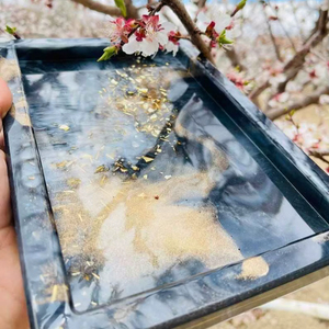 Plateau décoratif en résine de haute qualité, rectangulaire, disponible en plusieurs couleurs pour la décoration intérieure - Product Image 1