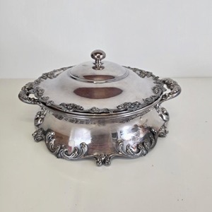 Casserole de service vintage finition argent, parfaite pour les buffets, la restauration et les célébrations familiales, utilisation de service, en provenance d'Inde - Product Image 5