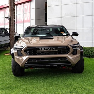Camionnette TAC-OMA tendance, 4 cylindres, conduite à gauche, propulsion arrière, R16 - Product Image 2