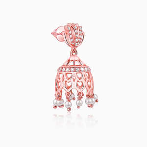 Boucles d'oreilles perle élégante Padma Jhumka en or rose - Product Image 1